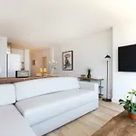 Picasso Boutique * Торремолінос